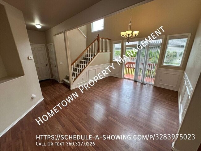 Photo - 2702 Farmer Way SE