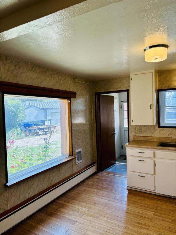 Photo - 628 Washakie St
