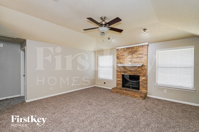 Photo - 6476 Sudbury Way