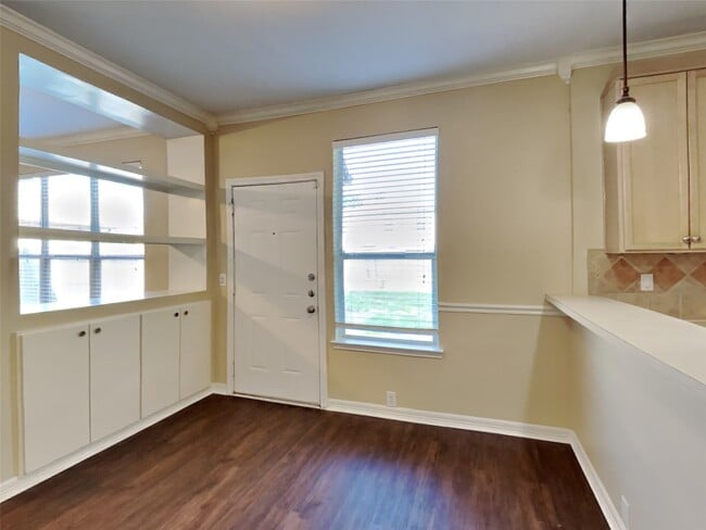 Photo - 3203 Farrel Hill St