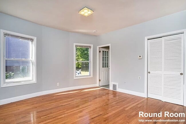 Photo - 28 Moreland St Unit 1