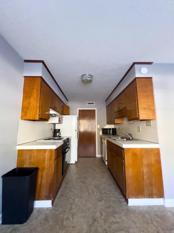 Photo - 405 72nd Ave N Unit 10