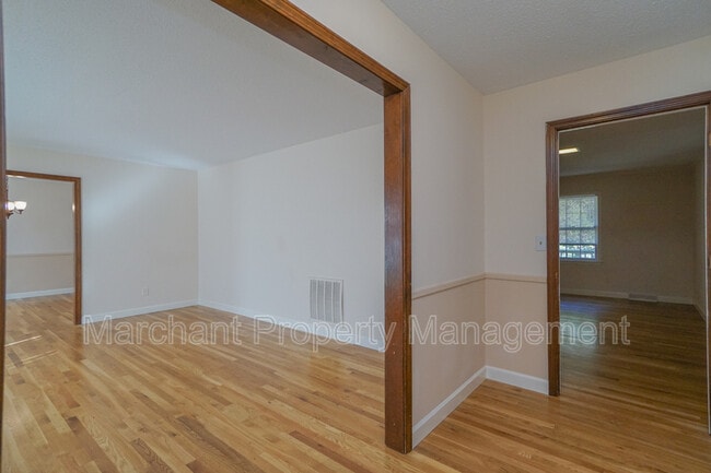 Photo - 49 Cobblestone Rd