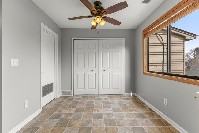 Photo - 20033 Village Green Ct