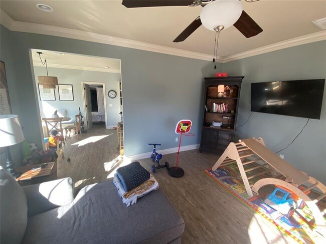 Photo - 1633 NE 11th St