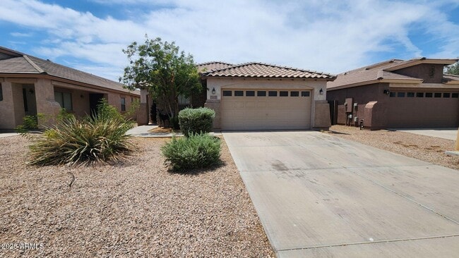 Photo - 43401 W Elizabeth Ave