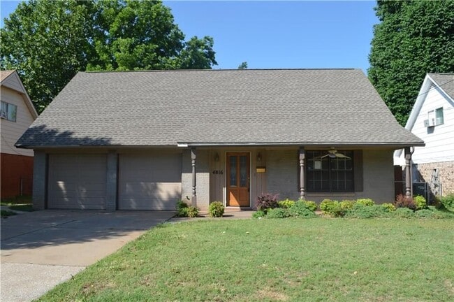 Building Photo - 4816 Michael Dr