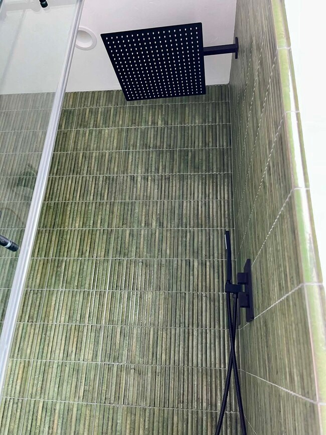 Photo - 550 Palm Ave