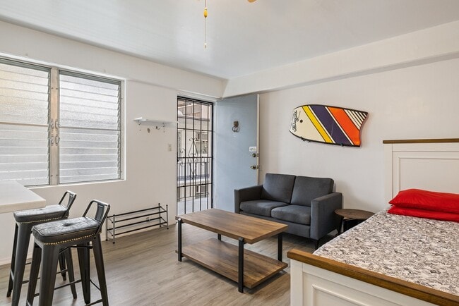 Photo - Fully Furnished Studio, 1 Bath. NO parking. Electric water and sewer are included in the rent. Unit 338
