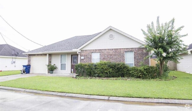 Building Photo - LUMBERTON 3/2 House for RENT!