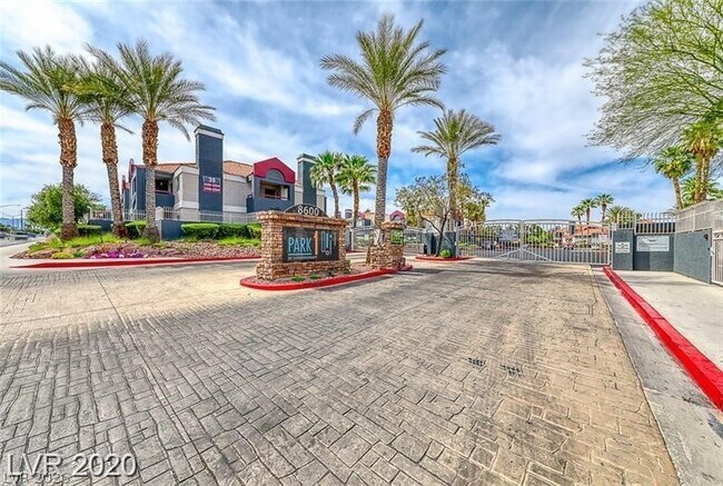 Photo - 8600 W Charleston Blvd Unidad 1161