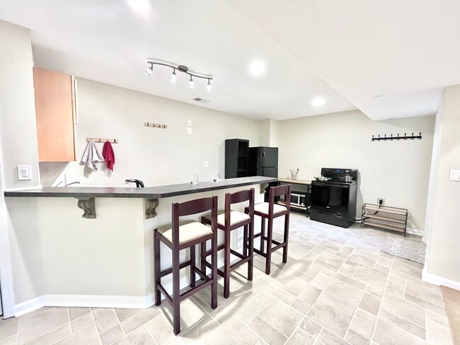 Building Photo - 3516 7th St N Unit Lower Level