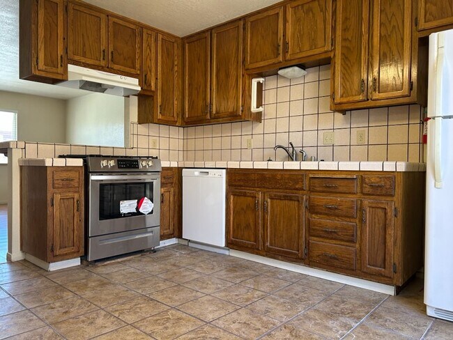 Photo - 208-A S Gold Canyon St