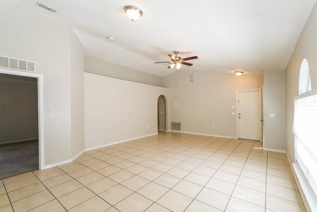 Photo - 17026 Ongar Ct