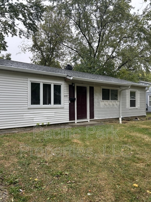 Building Photo - 3639 Richelieu Rd Rental