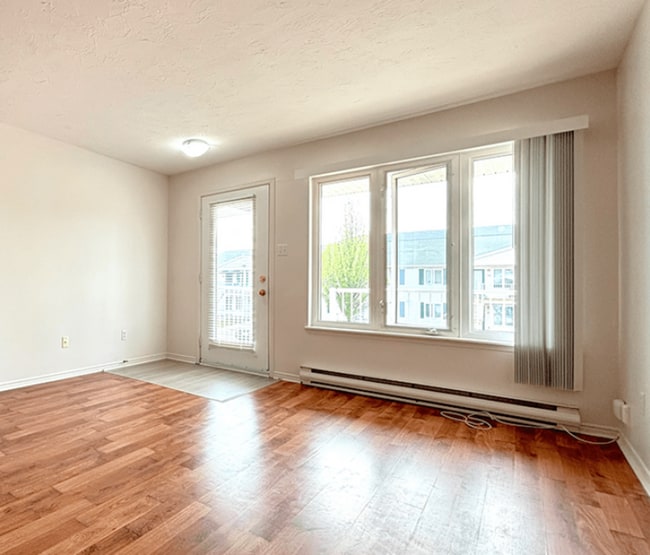 Photo - 364 - 368 Gauvin Road