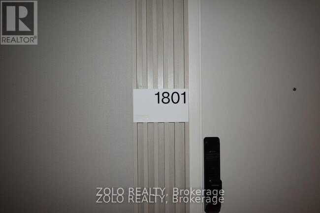 Photo - 28 Ann St Unit 1801