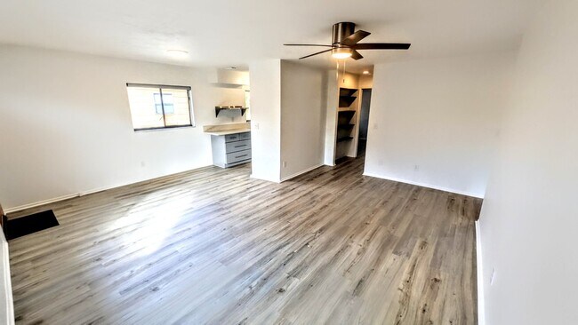 Photo - Annual fully remodeled unfurnished spacious 3/2 duplex in Bradenton.