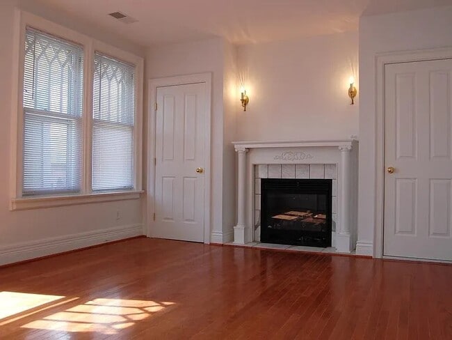 485 Elmwood Ave Unit 6
