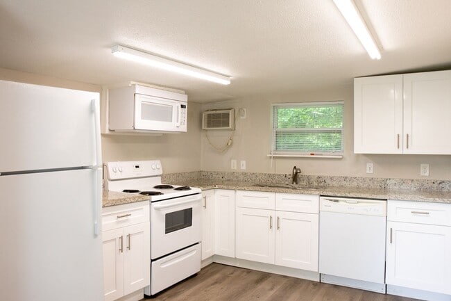 Photo - 2177 Longwood Lake Mary Rd