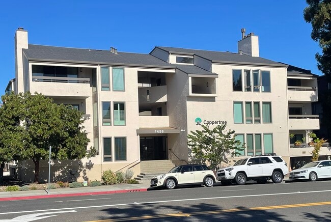 Building Photo - 1456 San Carlos Ave Unit 305