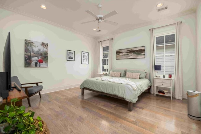 Photo - 5376 Courtney Ave