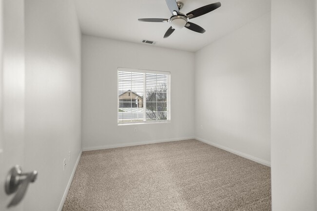 Photo - 3811 Cornerstone Way