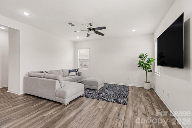 Photo - 1354 Harleston St