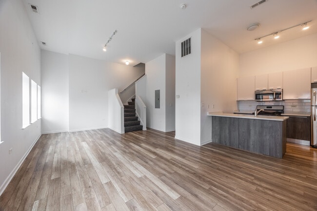 Photo - 2700 W North Ave Unit 200
