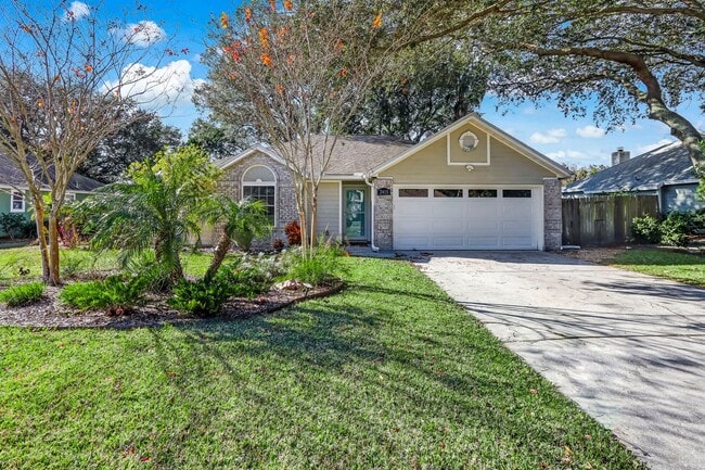 Building Photo - Enjoy Florida Lifestyle on Amelia Island