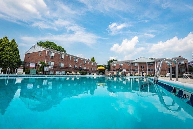 Sweetbriar Apartments