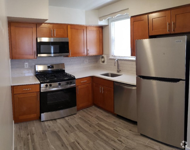 Building Photo - 203 Erica Terrace Unit 1st Rental