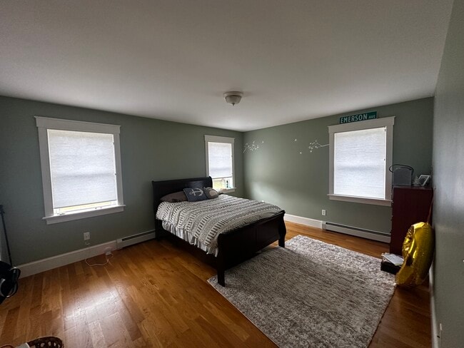 Photo - 20 Chosen Vale Ln