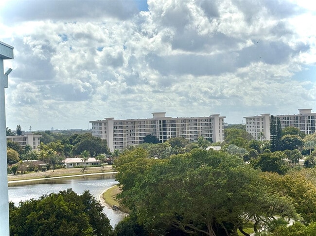 Photo - 2940 N Course Dr Unit 810