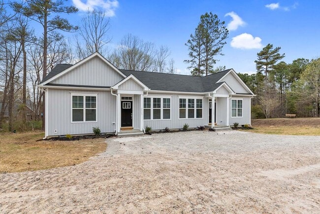 Photo - MUST SEE !! 2 Bedroom/2 Bath end unit avai... Unit 2305 Hill St