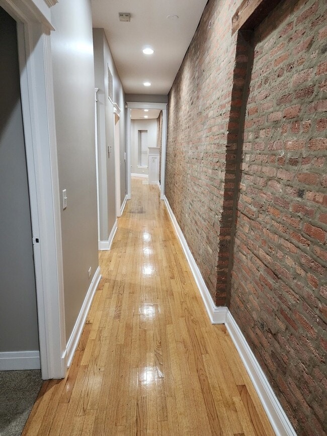 Photo - 4941 S Michigan Ave Unit 2N