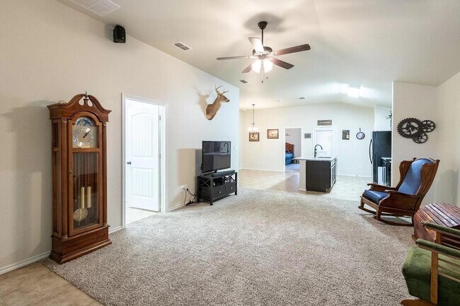 Photo - 14108 Avenue V
