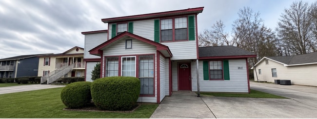 Building Photo - 2817 Wimberly Dr SW Unit A