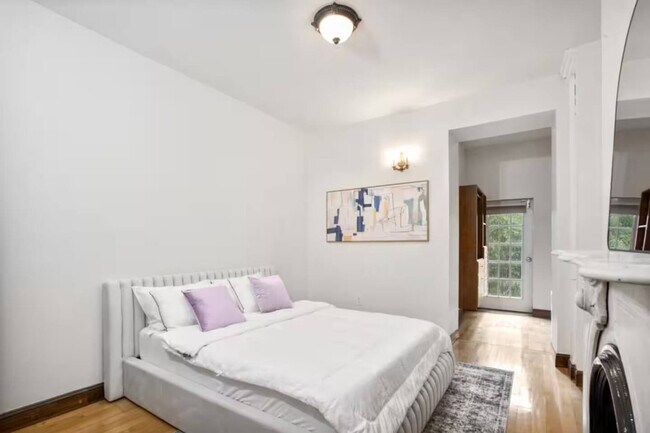 Photo - 306 E 52nd St Unit SI ID1541850P