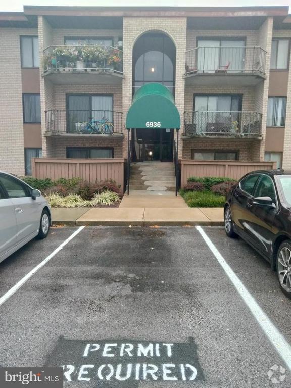 Building Photo - 6936 Hanover Pkwy Unit 302 Rental
