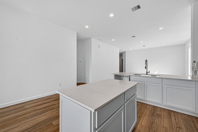 Photo - 11119 Poplar Tree Dr