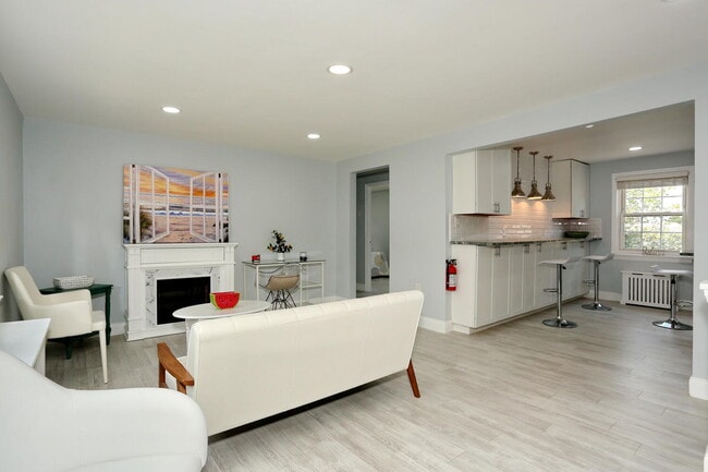 Photo - 100 Huguenot Ave Unit 6B