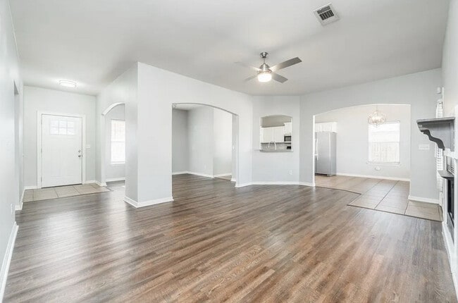 Sala de estar - 421 Kate Dr