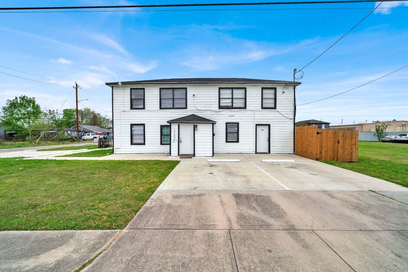 Photo - 1009 Beverly Ave