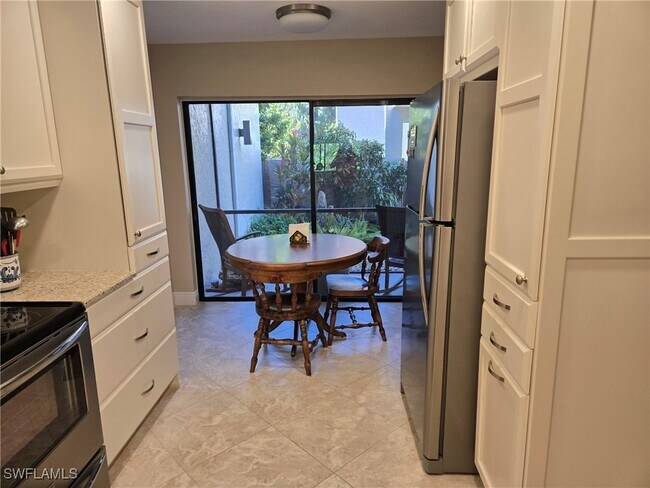 Photo - 15400 Cedarwood Ln Unidad 102