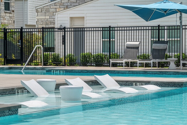 Photo - Veranda Dellbrook