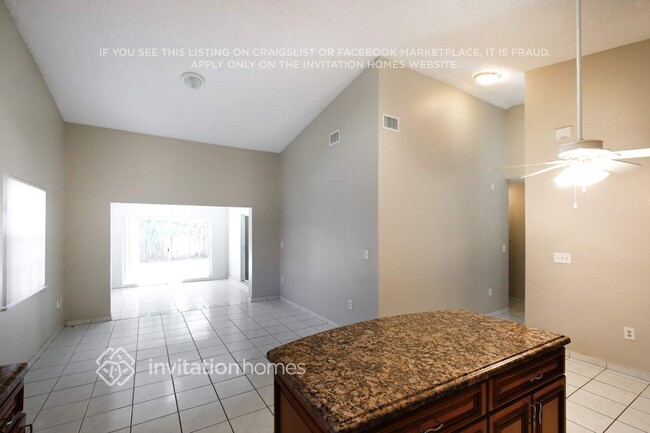 Photo - 14272 SW 52nd St