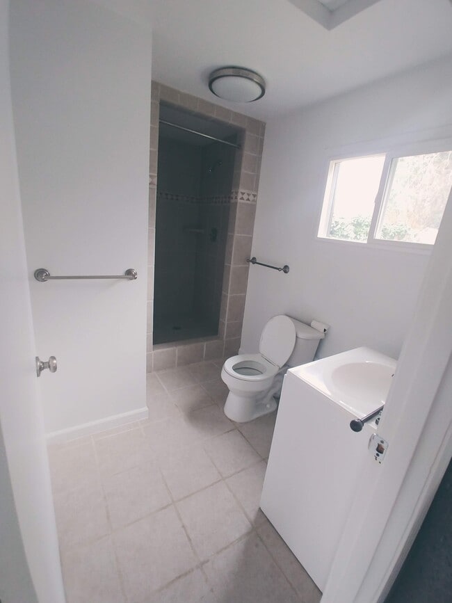 Photo - 8120 SW Cedarcrest St Unit A