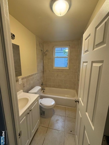 Photo - 149-151 Scheerer Avenue Unit 2 Unit 2