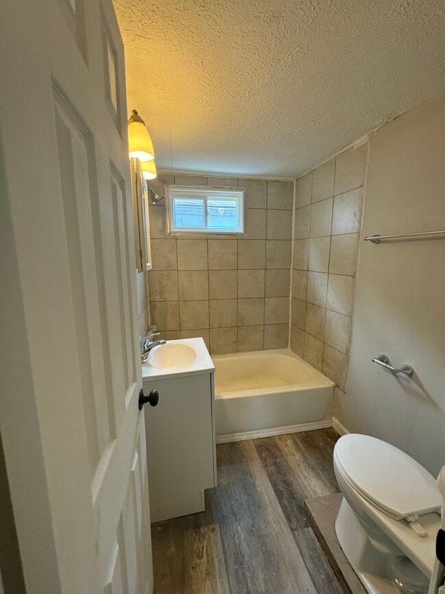 Photo - 1326 Franklin St